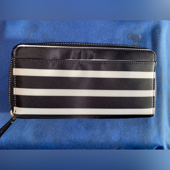 Brand new kate spade wallet - Picture 2 of 11